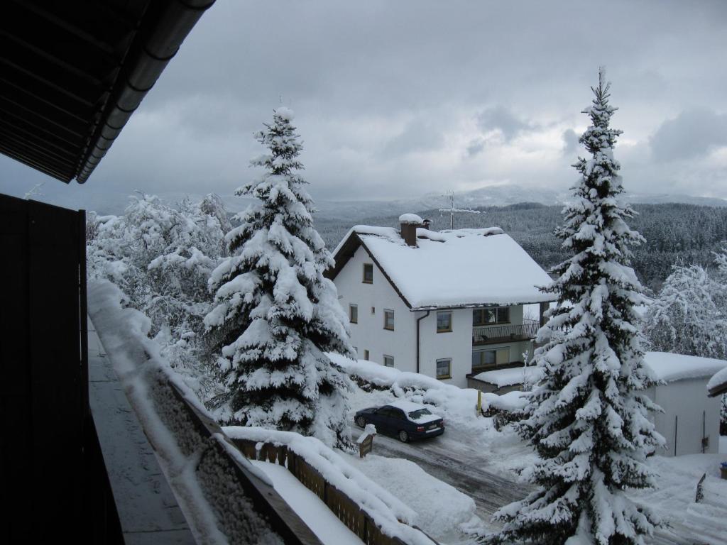 Gaestehaus Steininger ซวีเซิล ภายนอก รูปภาพ